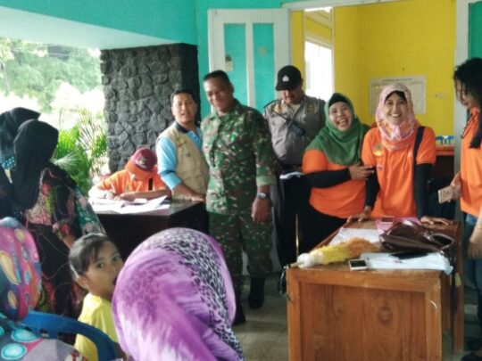 Satgas TMMD 106 Bantu Pelayanan Posyandu