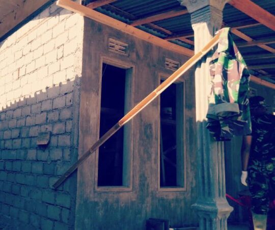 Digantungnya Baju, Bukti Semangatnya Yang Membara Satgas TMMD