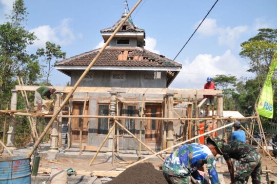 Mushola Al Azhar Impian Warga Sumbersih