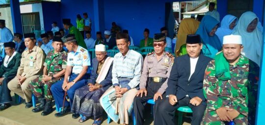 DANRAMIL 0818/11 DONOMULYO MENGHADIRI UPACARA HARI SANTRI