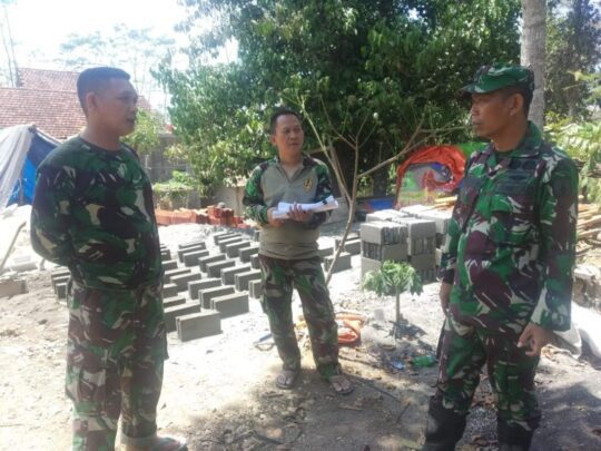 Pembangunan RTLH TMMD Kodim Malang-Batu Tahap Pengecoran