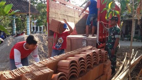 Material Telah Lengkap, Rehab RTLH Milik Mbah Plendik Optimis Selesai Sesuai Alokasi Waktu