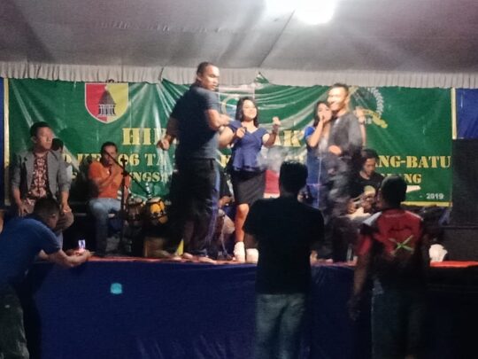 ACARA HIBURAN SARANA PELEPAS KEJENUHAN DI LOKASI TMMD