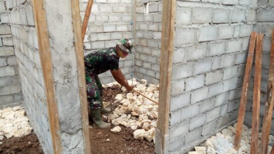 HUMMER PENGHANCUR BATU GAMPING