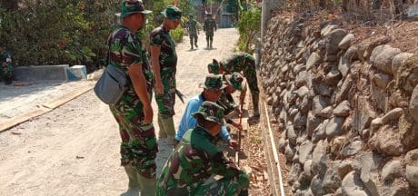 Permukaan Jalan Telah Diratakan, Begisting Rabat Jalan Siap Dipasang