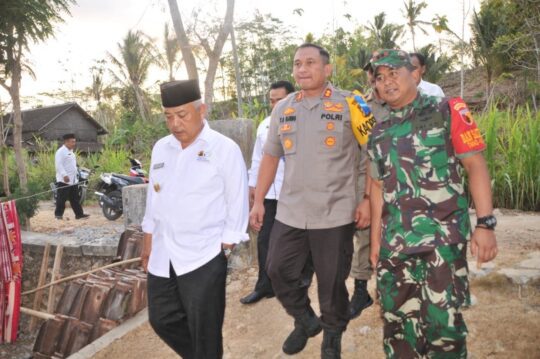 Bupati Kabupaten Malang, Kapolres Dan Dandim Kunjungi Lokasi TMMD