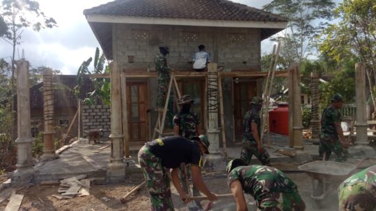 DI PAGI YANG CERAH , MEMBUAT SATGAS TMMD 106 KODIM 0818/MALANG -BATU ,LEBIH SEMANGAT BEKERJA