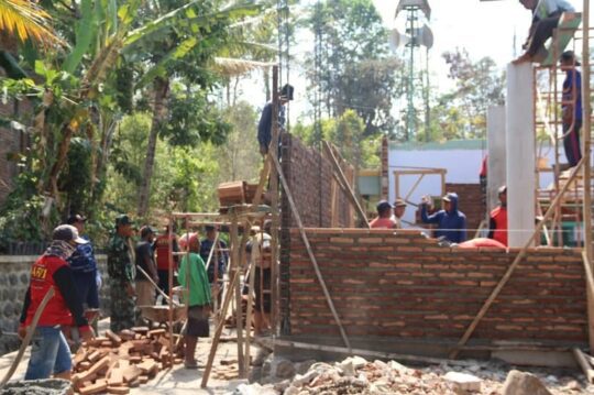 Pilar Utama Masjid Al Huda Telah Kokoh Berdiri