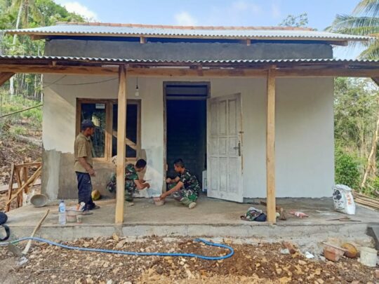 Ciptakan Kenangan, RTLH Dicat Hijau