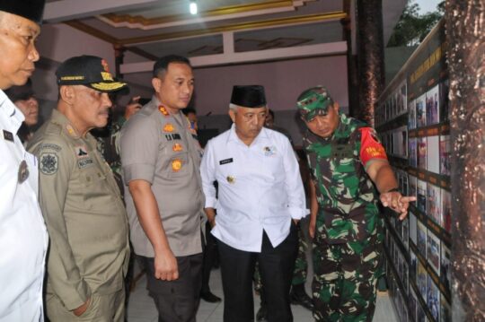 Dandim Paparkan Hasil Kegiatan TMMD ke Bupati di Posko TMMD