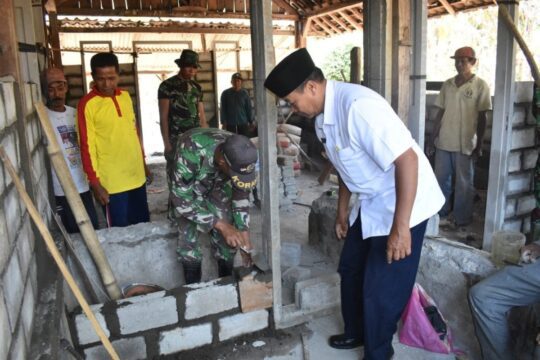 BERSAMA WARGA SATGAS TMMD 106 KEBUT PEMBANGUNAN RTLH