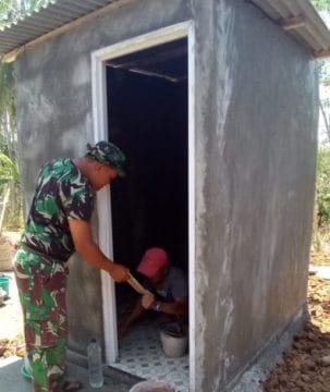Satgas TMMD Bangun Fasilitas MCK di Kampung Kedungsalam