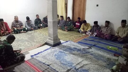 Manunggal, Anggota Satgas TMMD ke 106 Yasinan Bersama Masyarakat