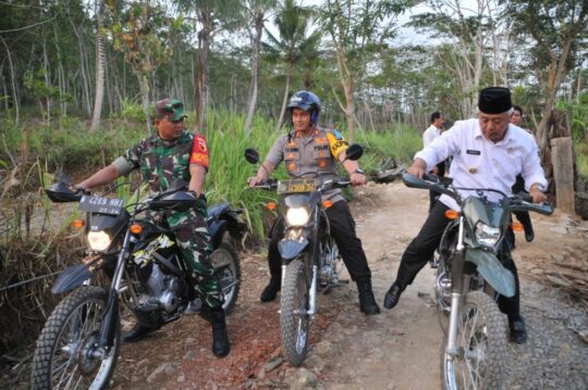 KUNJUNGAN 3 PILAR DI LOKASI TMMD 106
