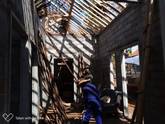 Rehab RTLH TMMD 106 di Kec. Donomulyo Kab. Malang Tingkatkan Perekonomian Desa