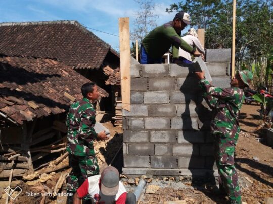 TMMD 106 Malang Tidak Hanya Bangun Infrastruktur, Namun RTLH Juga