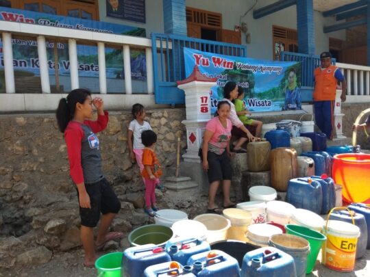 BEKERJA SENYAP, Tim Yu Win Konsolidasikan Timses Bantu Air Bersih Warga Pacitan