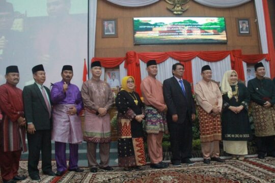 Hadiri HUT Muaro Jambi, Amir Sakib Ucapkan Selamat