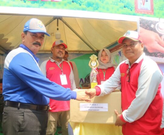 Wabup Hadiri Pekan Daerah Petani Nelayan Provinsi Jambi