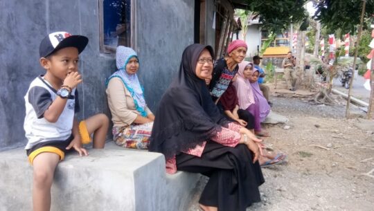 Kegembiraan Anak Anak Saat Gladi Pembukaan TMMD 106 Kodim Cilacap