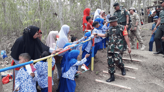 Danrem Disambut Meriah Di Lokasi Tmmd 106 Cilacap