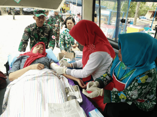 TMMD 106 Kodim Cilacap Gelar Bakti Sosial KB Kesehatan