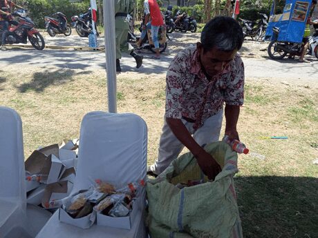 Pemulung Pun Ikut Raup Berkah