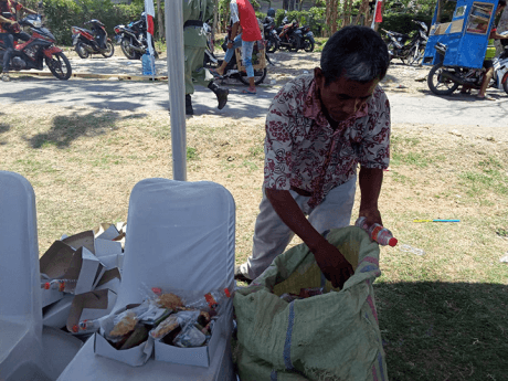 Pemulung Pun Ikut Raup Berkah