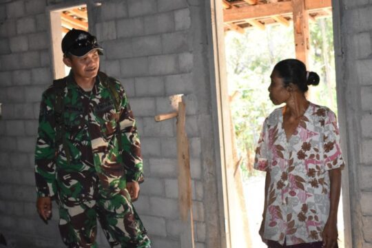IBU KAIDEM, BERSYUKUR DAN TERHARU RUMAHNYA TERKENA RTLH
