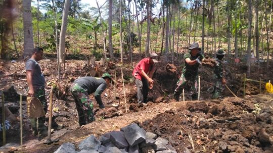 SALURAN IRIGASI BERKAH BAGI KEDUNGSALAM