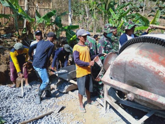 Marnu Operator Mesin ‘Molen’ handal TMMD ke 106 Kodim 0802