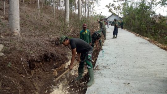 Kikis Batu TMMD 106 Dengan Semangat