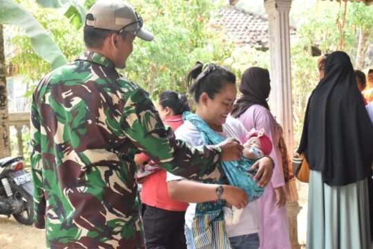 Posyandu ikut serta didalam Rangkaian Kegiatan TMMD 106 Kodim 0818
