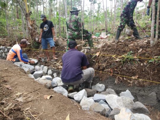 Pemasangan Batu Perlu Keahlian Khusus