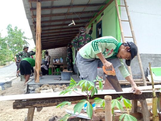 Siapkan Pengecetan, Rumah Ratiwan Dipasang Kalsibot