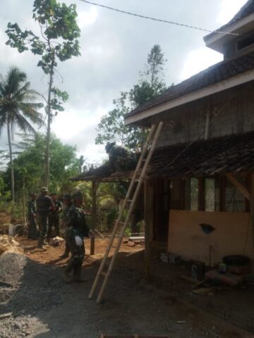 SATGAS TMMD 106, PEDULI DENGAN TEMPAT PERIBADAHAN UMAT ISLAM