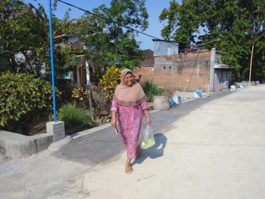 Martuti Warga Dusun Dalangan : “Sekarang Kami Mudah Melakukan Aktivitas Sehari-Hari”