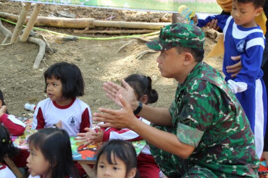 Tepuk Tangan Anak-Anak Ini Meriahkan Kegiatan Wasbang