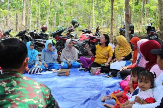 Gerakan Anti Plastik Desa Cilibang, Dapat Dukungan Penuh Dari TNI