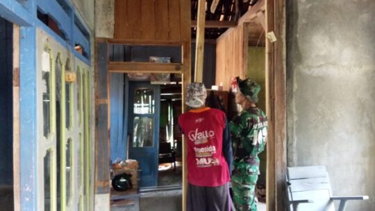 Serda Ismail Bantu Arif Selesaikan Rehab Rumahnya