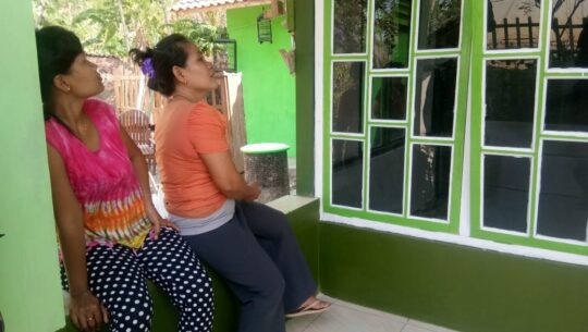 Senyuman Keluarga Darsim Melihat Rumahnya Sudah Jadi