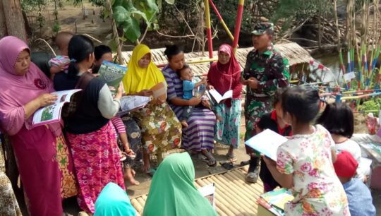 Serka Yatiman Ajak Anak-Anak, Sambil Membaca Menikmati Pemandagan Obwis Krama Cenil