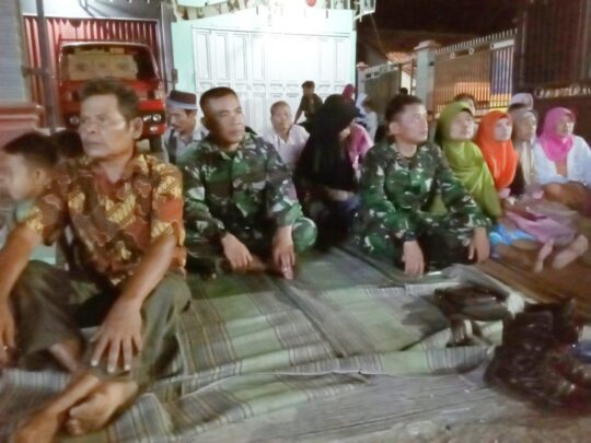 Nobar Lagi dan Kumpul Lagi, Satgas dan Warga di Lokasi TMMD