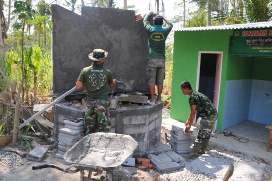 MONUMEN TMMD 106 SEBAGAI WUJUD BAKTI TNI KEPADA WARGA DESA KEDUNGSALAM