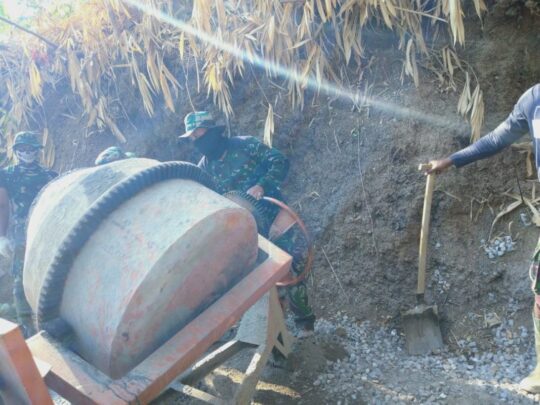 Bertanggung Jawab, Kopda Heru Widodo Operatori Mesin ‘Molen’ Dengan Sebaik-Baiknya