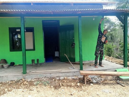 Satgas TMMD Rampungkan Rumah Pak Boyani