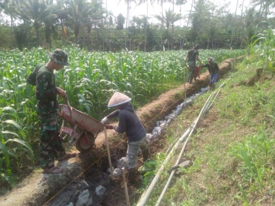 ARCO SIAP BAWA MATERIAL, SEMBOYAN SATGAS DI HADAPKAN DENGAN MEDAN SEMPIT