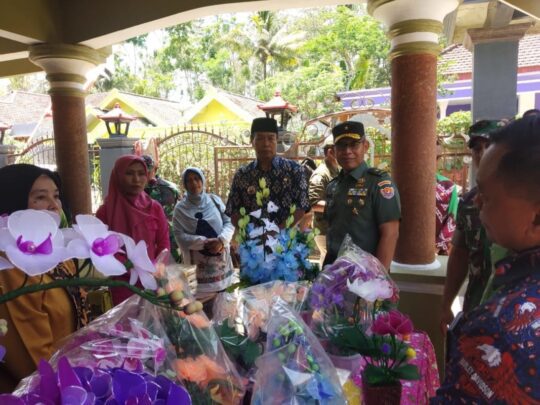 Tim Wasev Senang akan Karya Ibu-ibu Kedungsalam