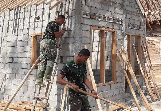 PEMILIHAN KAYU DALAM RANGKAIAN RTLH TMMD REG KE 106 KODIM 0818 MALANG-BATU DI DONOMULYO