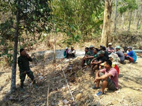 Dimanapun Tempatnya, Pelda Sigut Tanamkan Jiwa Patriotisme